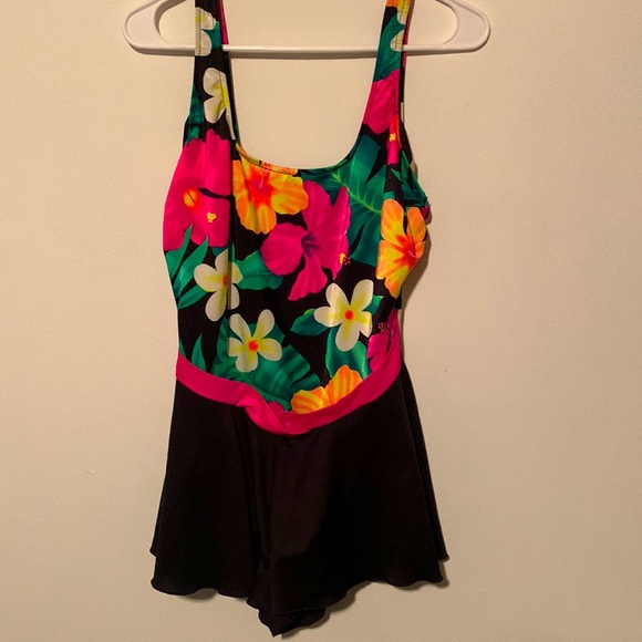 Basic Edition One Piece Swimsuit - Picture 1 of 6